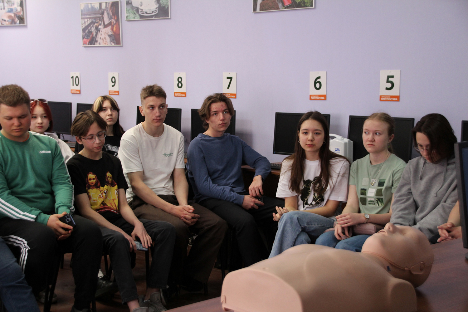 Учить безопасности на практике!