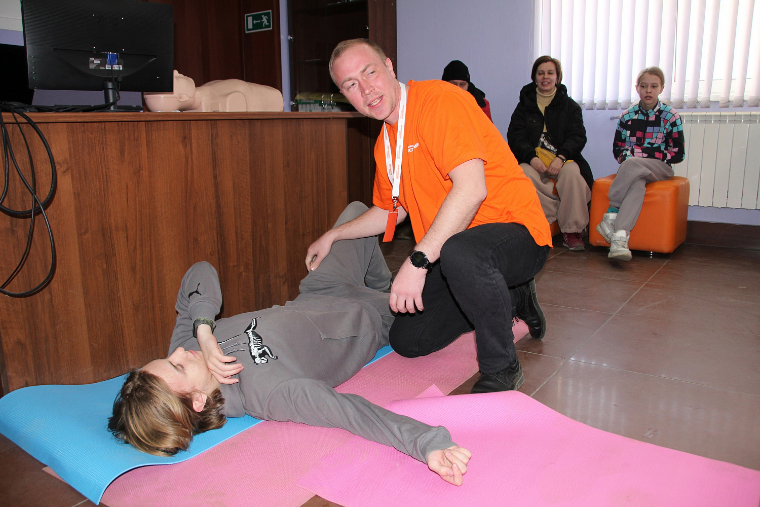 Учить безопасности на практике!